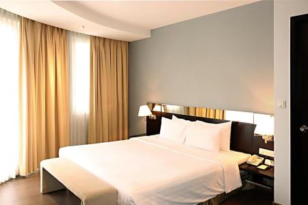 Отель Palace Hotel Saigon в Хошимин (быв.Сайгон) - Вьетнам