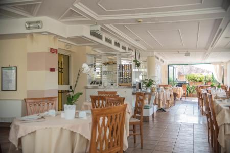 Отель Palladium Palace в Рим - Италия