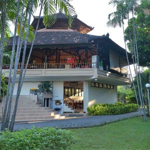 отель Palm Beach