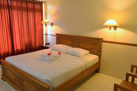 Отель Palm Beach в Кута - Индонезия