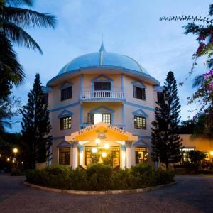 отель Palmira Beach Resort & Spa