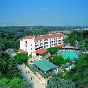 отель Paphos Gardens Holiday Resort