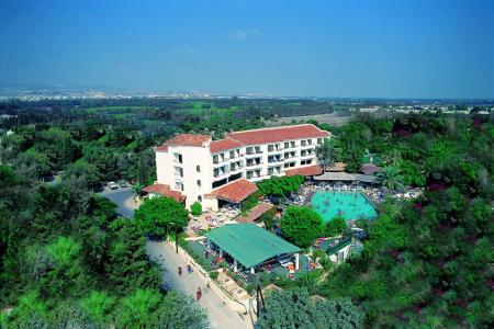 Отель Paphos Gardens Holiday Resort в Пафос - Кипр