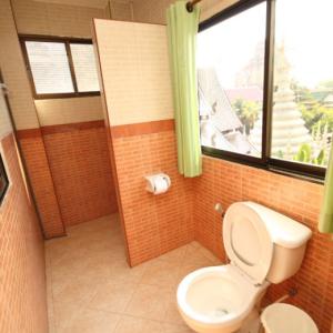 отель Parasol Inn Hotel