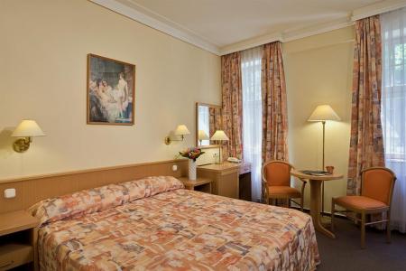 Отель Park Hotel Heviz в Хевиз - Венгрия