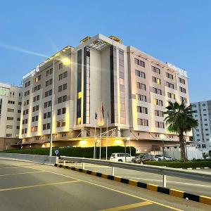 отель Golden Tulip Muscat