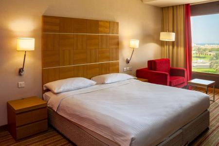 Отель Golden Tulip Muscat в Маскат - Оман