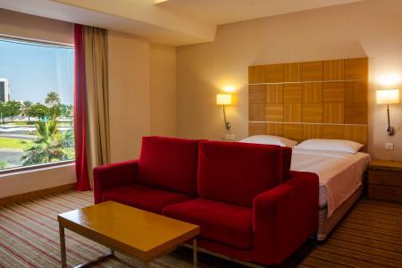 Отель Golden Tulip Muscat в Маскат - Оман