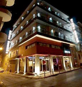 отель Areos Hotel