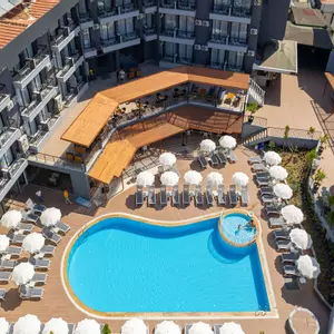 отель Clover Magic Park Side Hotel