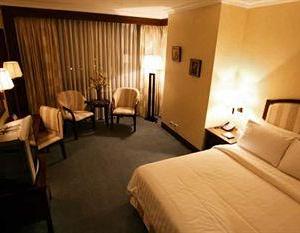 отель Cebu Parklane International Hotel