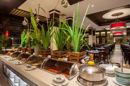 Отель Courtyard by Marriott Phuket, Patong Beach Resort в пляж Патонг - Таиланд