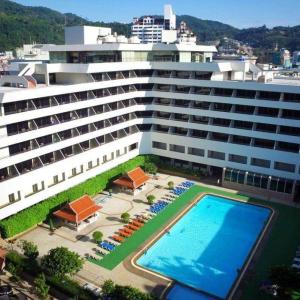 отель Patong Resort Hotel