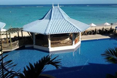 Отель Pearle Beach Resort & Spa в Флик ан Флак - Маврикий