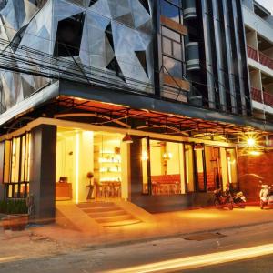 отель Forty Winks Phuket