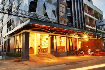 Отель Forty Winks Phuket в пляж Патонг - Таиланд