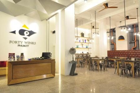 Отель Forty Winks Phuket в пляж Патонг - Таиланд