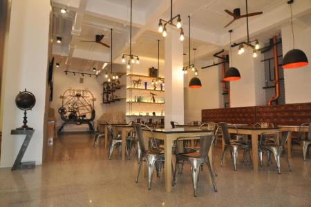 Отель Forty Winks Phuket в пляж Патонг - Таиланд