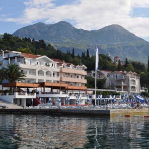 отель Hotel Perla