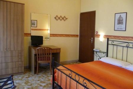 B&B Ariston Pisa Tower