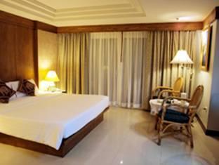 Phi Phi Banyan Villa