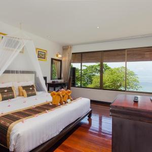 отель Phi Phi Natural Resort