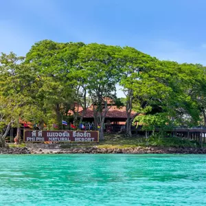 отель Phi Phi Natural Resort