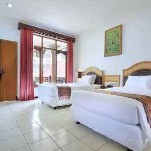 отель Puri Naga Beachfront Cottages