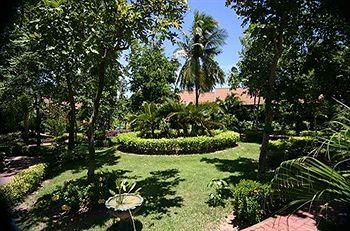 Отель Pinnacle Samui Resort & Spa в пляж Маенам - Таиланд