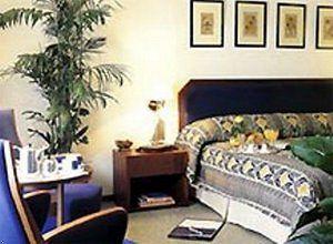 Отель Plaza в Бейрут - Ливан