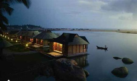 Отель Poovar Island Resort в Керала - Индия