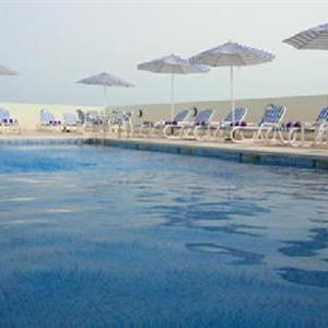 отель Premier Inn Dubai International Airport