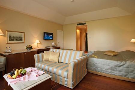 Principe Leopoldo & Residence