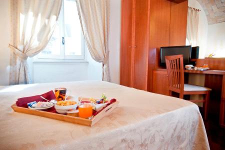 Отель Priscilla в Рим - Италия