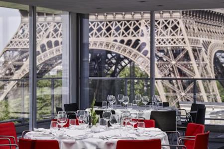 Отель Pullman Paris Tour Eiffel в Париж - Франция