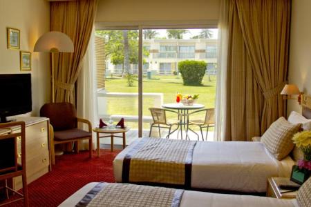 Отель Pyramids Park Resort Cairo в Каир - Египет