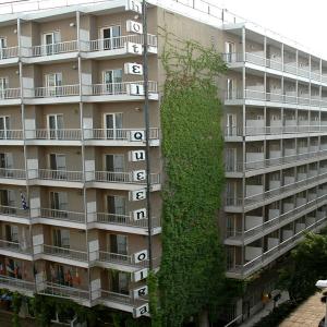 отель Queen Olga Hotel