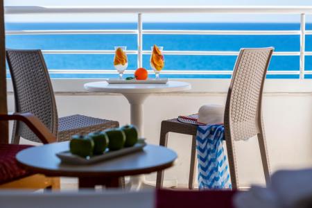 Отель Queens Bay Hotel в Пафос - Кипр