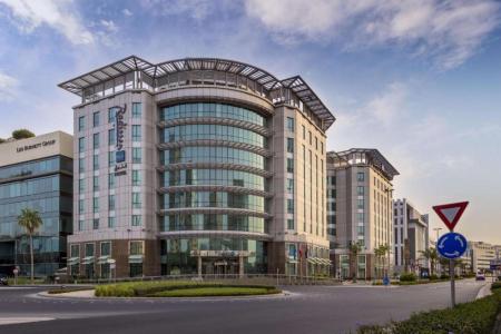Отель Radisson Blu Hotel, Dubai Media City в Джумейра - ОАЭ