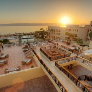 отель Grand Tala Bay Resort