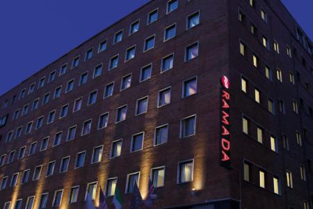 Отель Ramada Naples в Неаполь - Италия