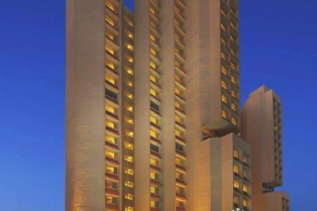 Отель The Royal Plaza в Дели - Индия