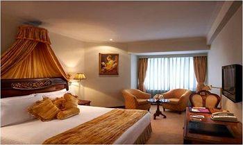 Отель The Royal Plaza в Дели - Индия