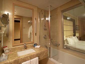 Отель Ramada Plaza Istanbul City Center в Шишли - Турция