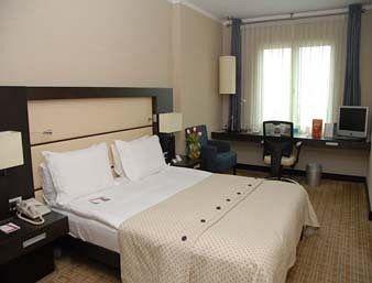 Отель Ramada Plaza Istanbul City Center в Шишли - Турция