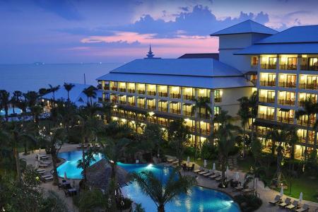 Отель Ravindra Beach Resort & Spa в пляж Джомтьен - Таиланд