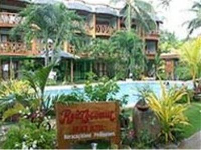 Red Coconut Beach Hotel