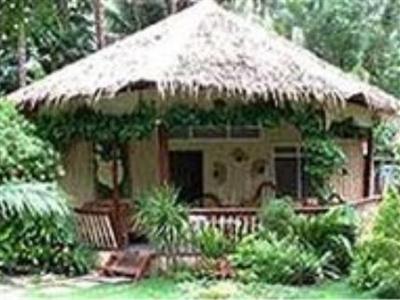 Red Coconut Beach Hotel