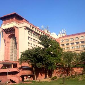 отель The Ashok