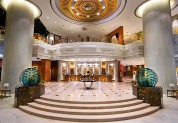 Отель Renaissance Kuala Lumpur в Куала-Лумпур - Малайзия